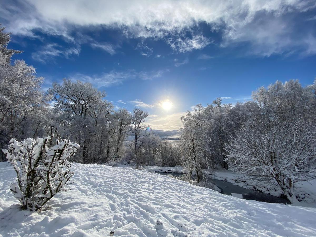 Tarmachan Cottage - West Highland Getaway ฟอร์ตวิลเลียม ภายนอก รูปภาพ